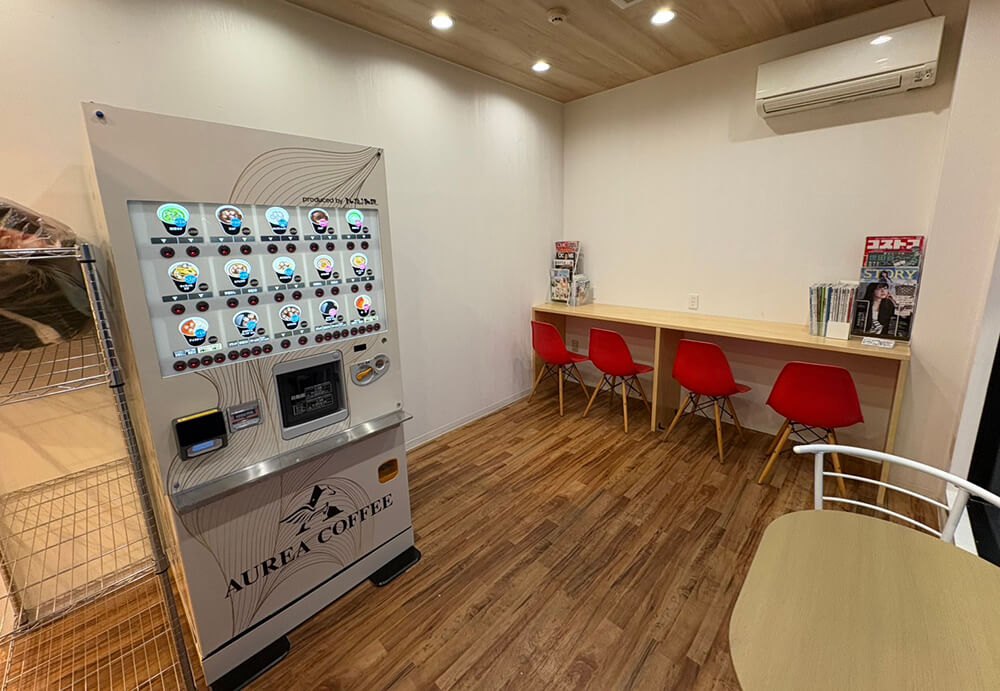 AUREACOFFEE×フトン巻きのジロー江洲店の外観